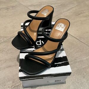 Dolce Vita Sandals